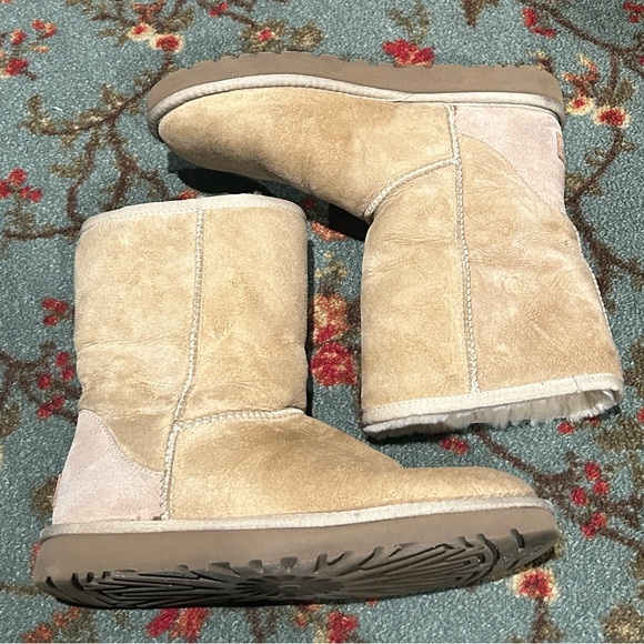UGG sand color boots - Picture 2 of 6